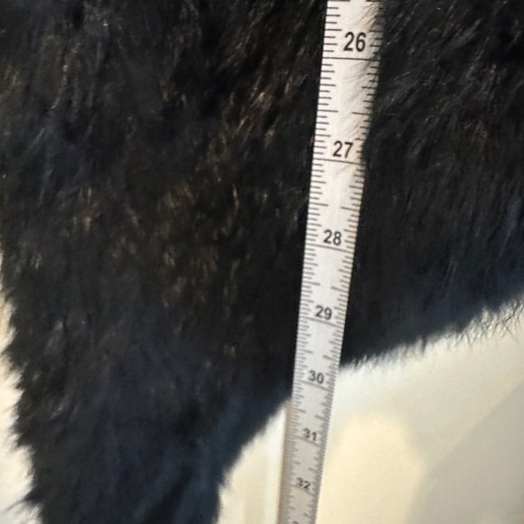 Black Rabbit Fur Vest - Picture 4 of 6
